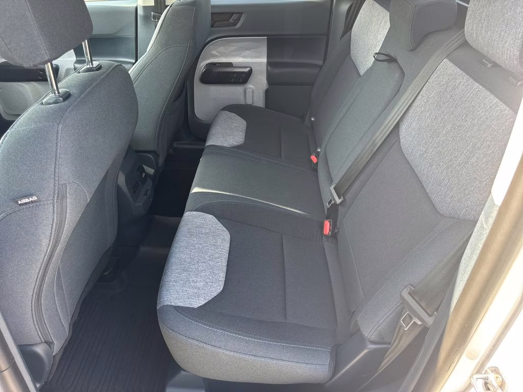 2025 Oxford White Ford Maverick XLT AWD Truck