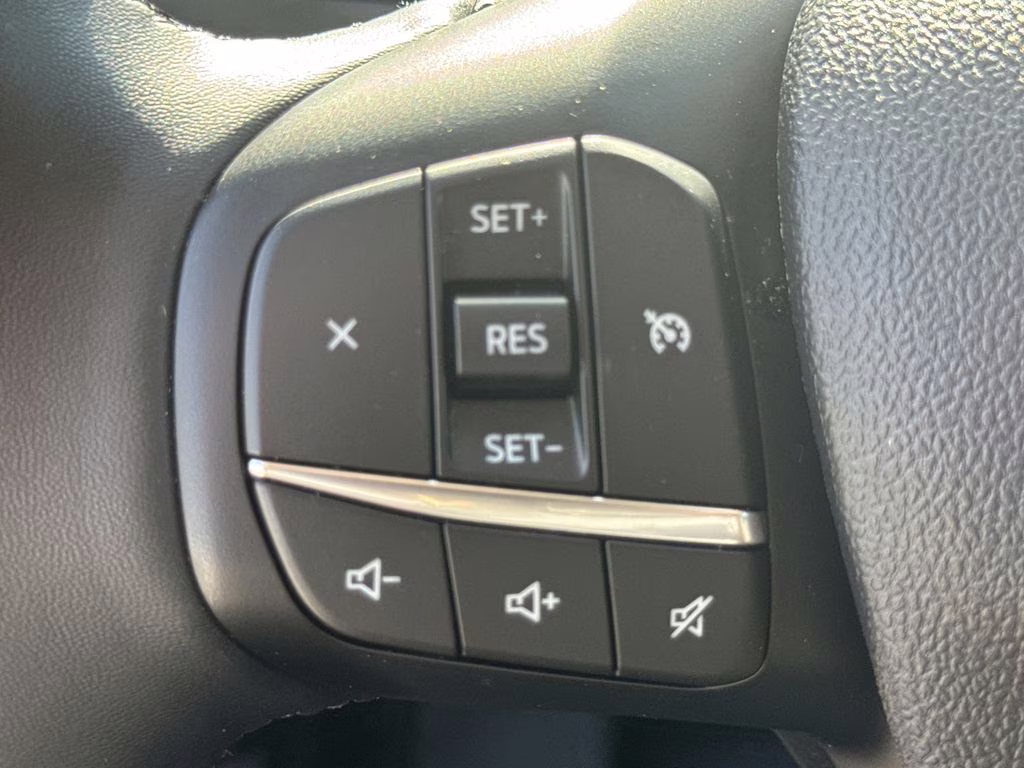 2025 Oxford White Ford Maverick XLT AWD Truck