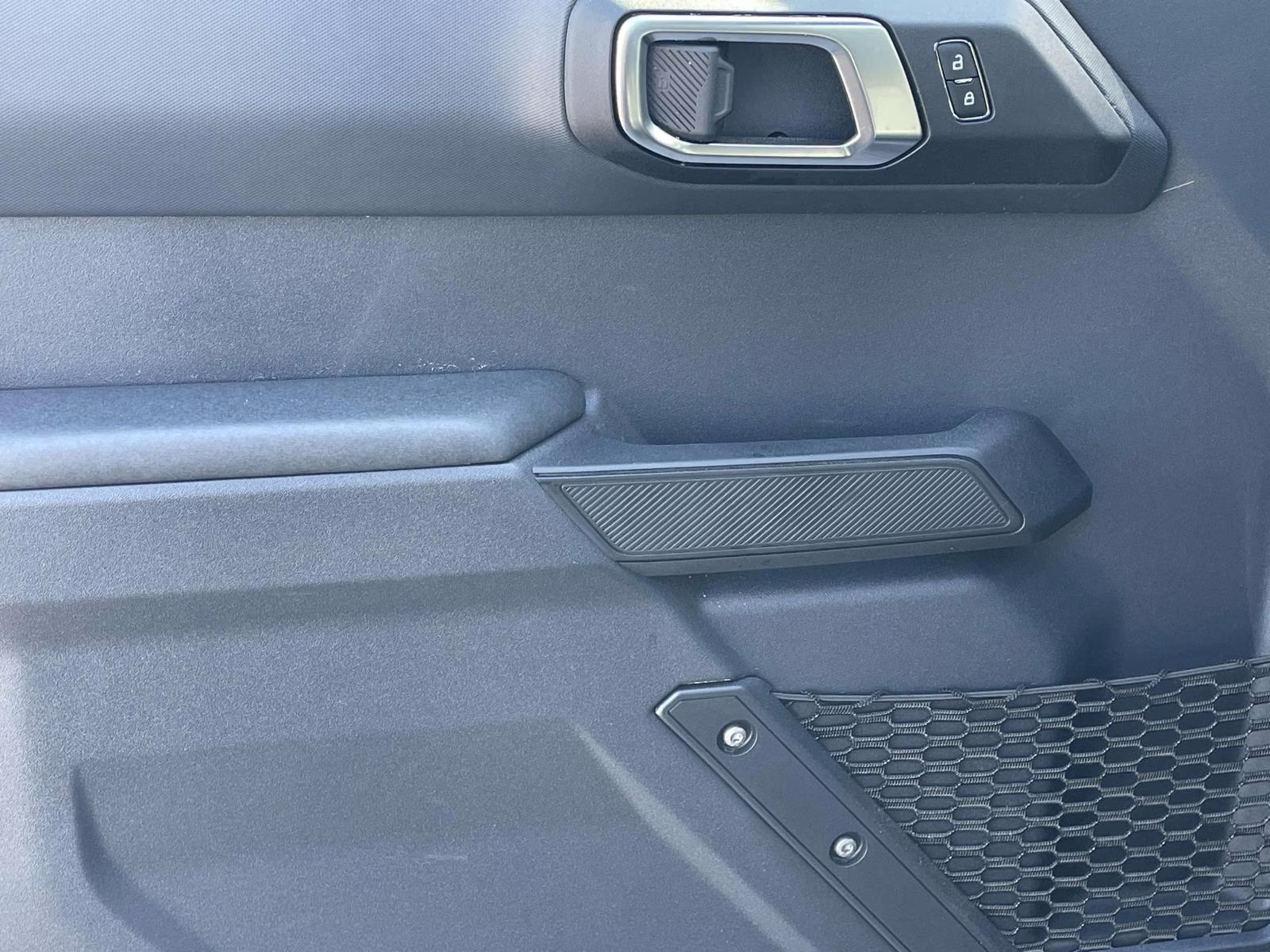 2025 Shadow Black Ford Bronco Base 4X4 SUV