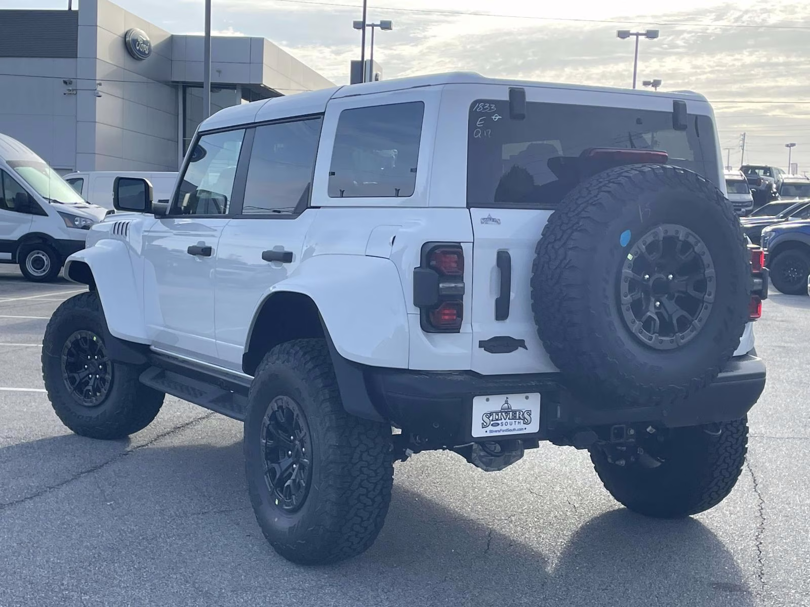 2026 Oxford White Ford Bronco Raptor 4X4 SUV