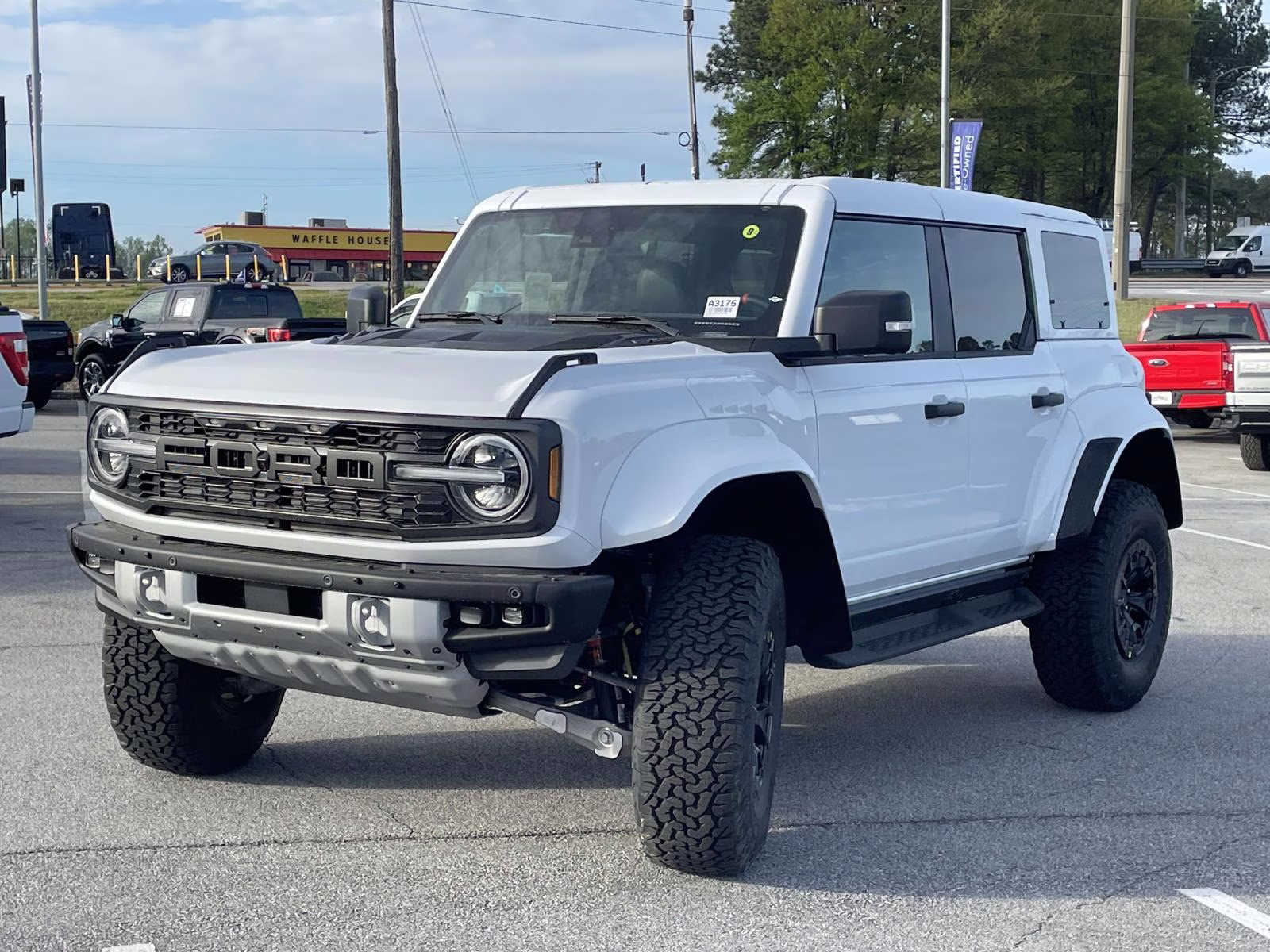 2026 Oxford White Ford Bronco Raptor 4X4 SUV