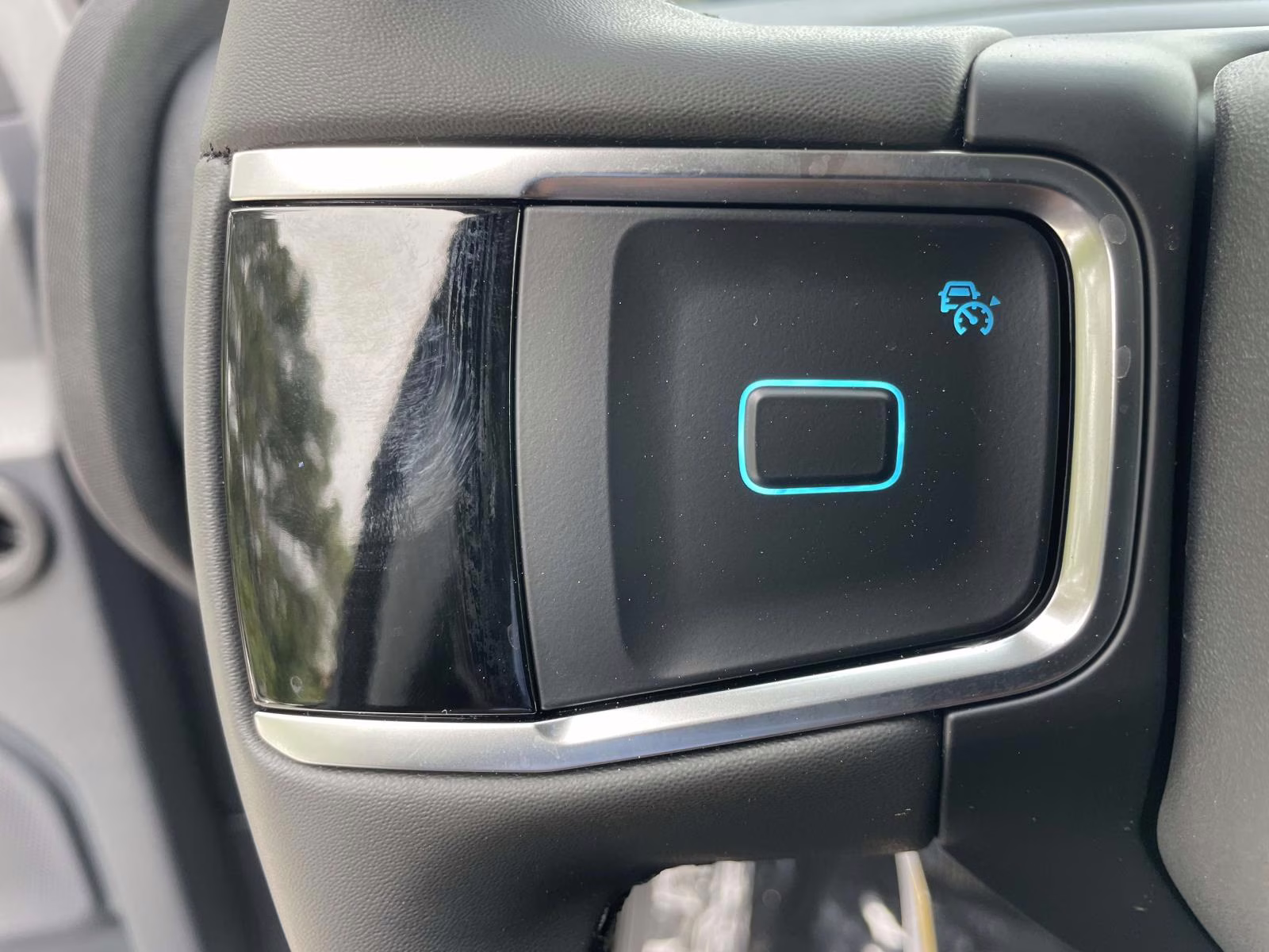 2026 Gray Metallic Ford Expedition Active RWD SUV