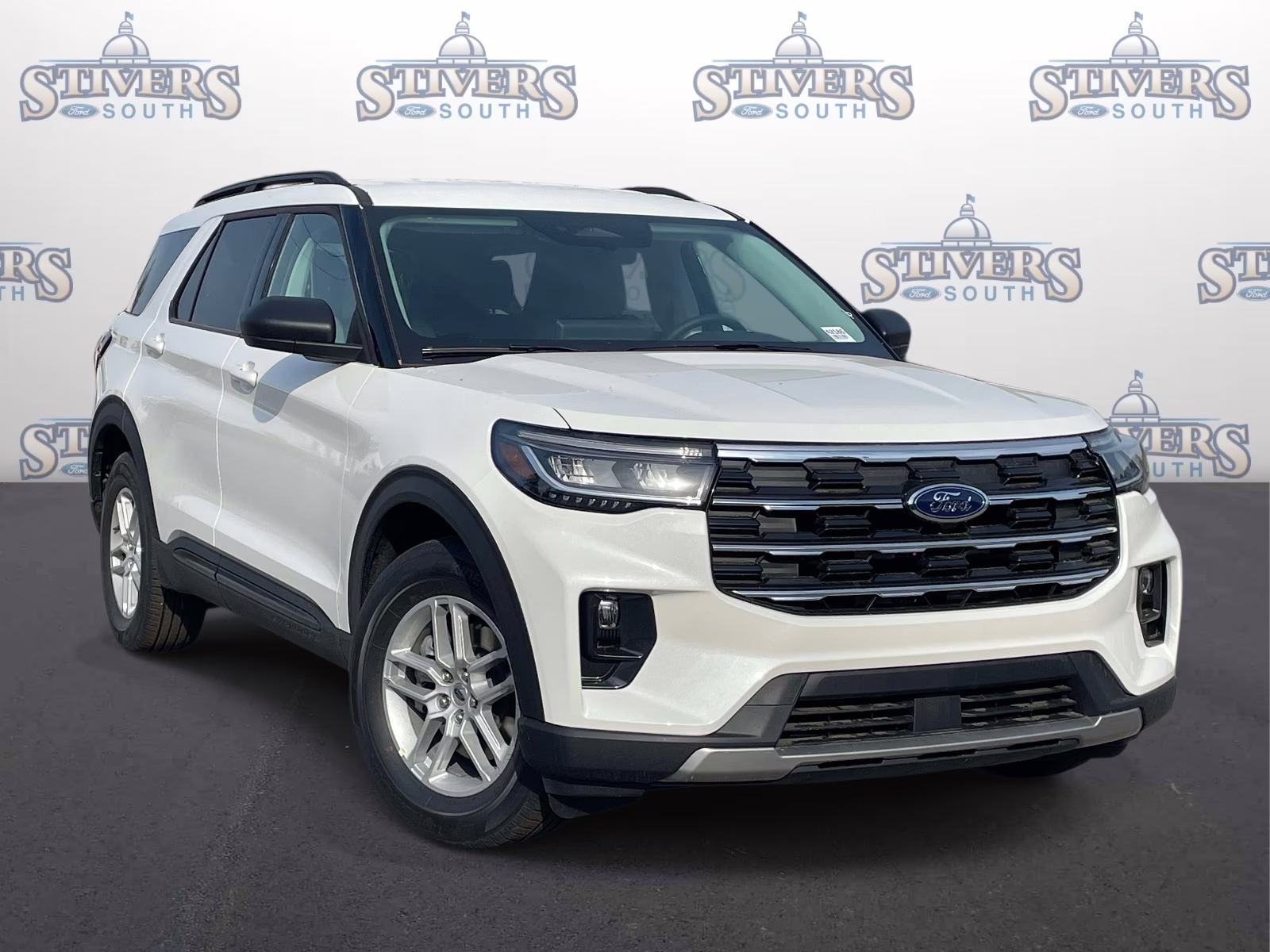 2026 White Metallic Ford Explorer Active RWD SUV