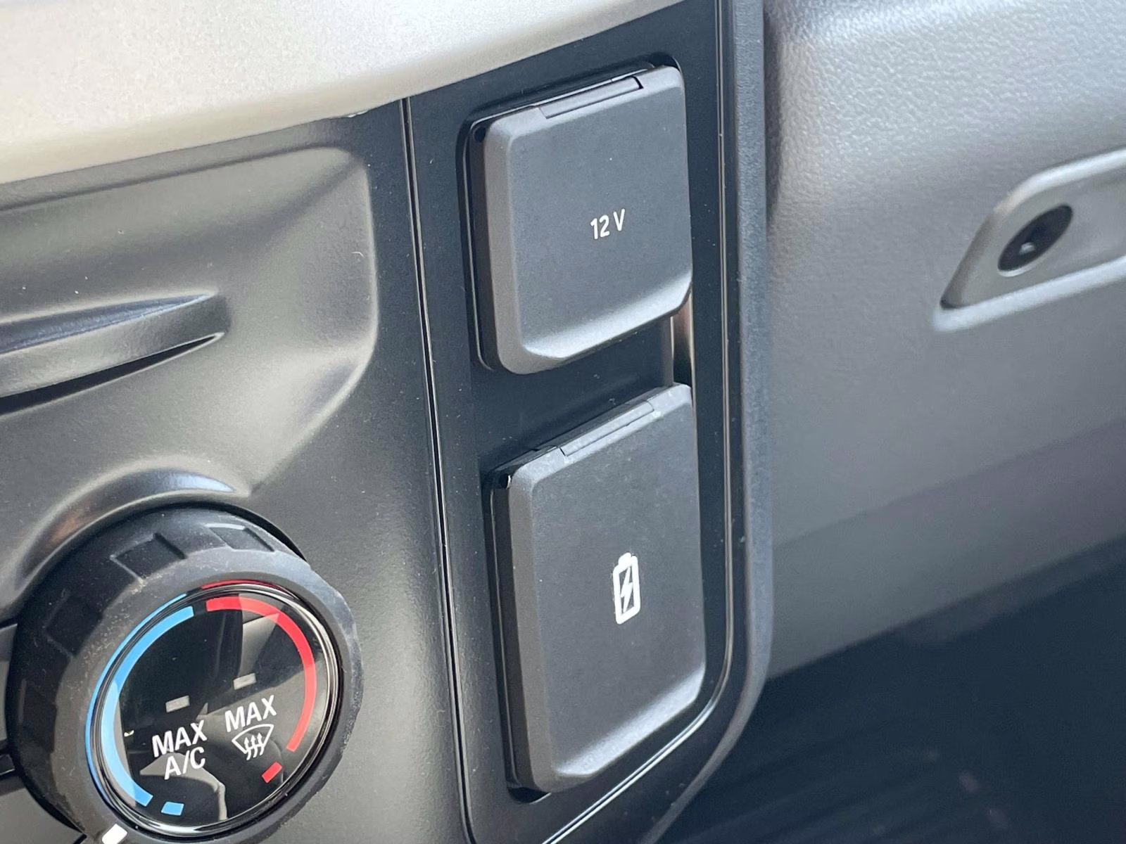 2026 Oxford White Ford Super Duty F-250 SRW XL RWD Truck