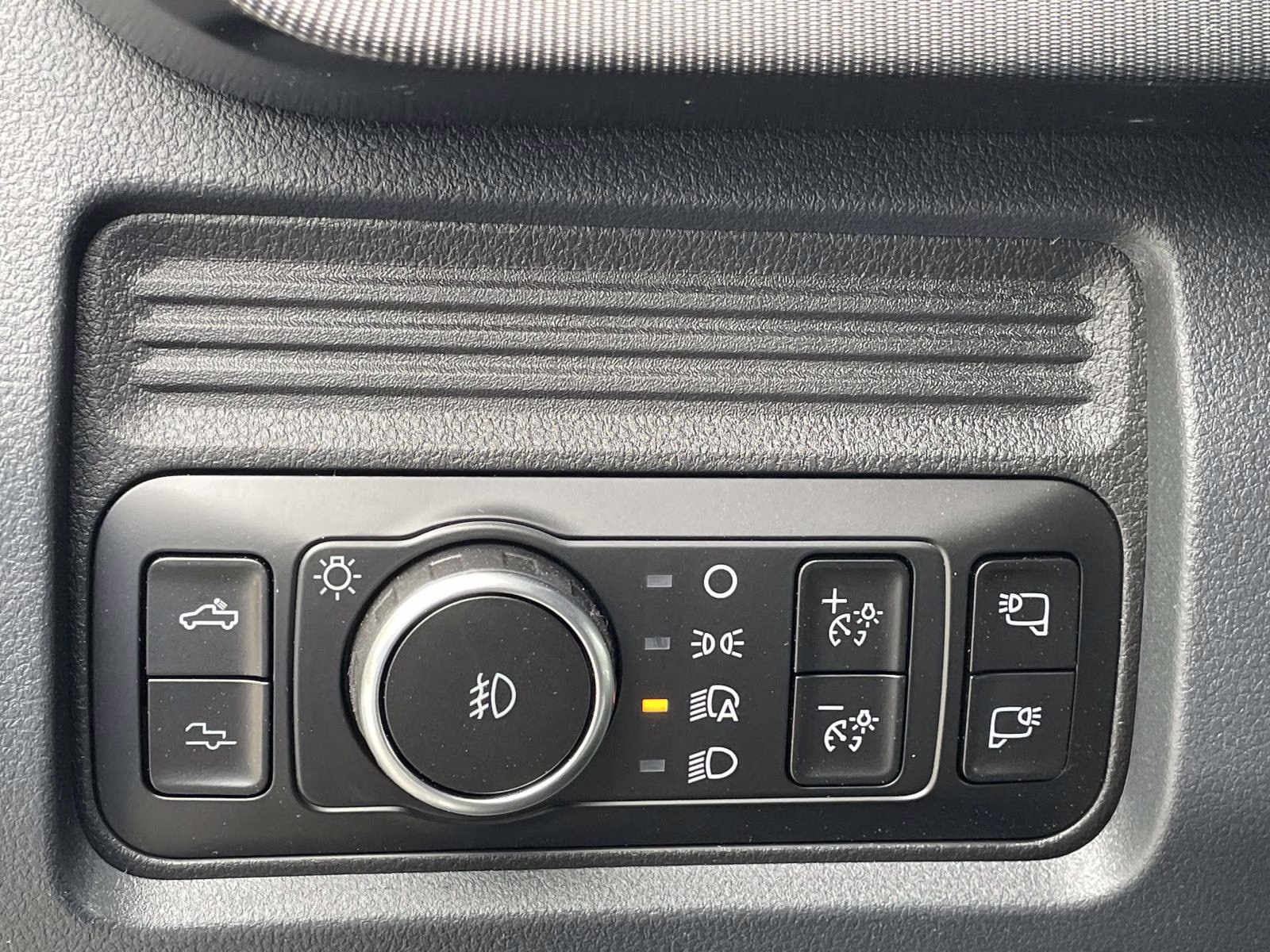 2026 Avalanche Ford Super Duty F-250 SRW Platinum 4X4 Truck