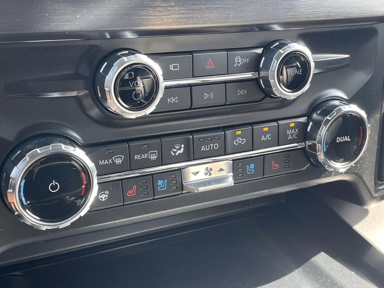 2026 Gray Ford Super Duty F-250 SRW Lariat 4X4 Truck