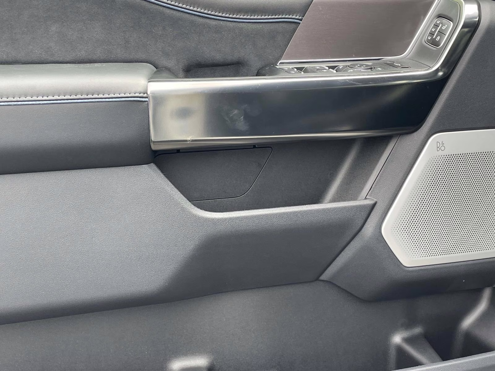 2026 White Ford Super Duty F-250 SRW Platinum 4X4 Truck