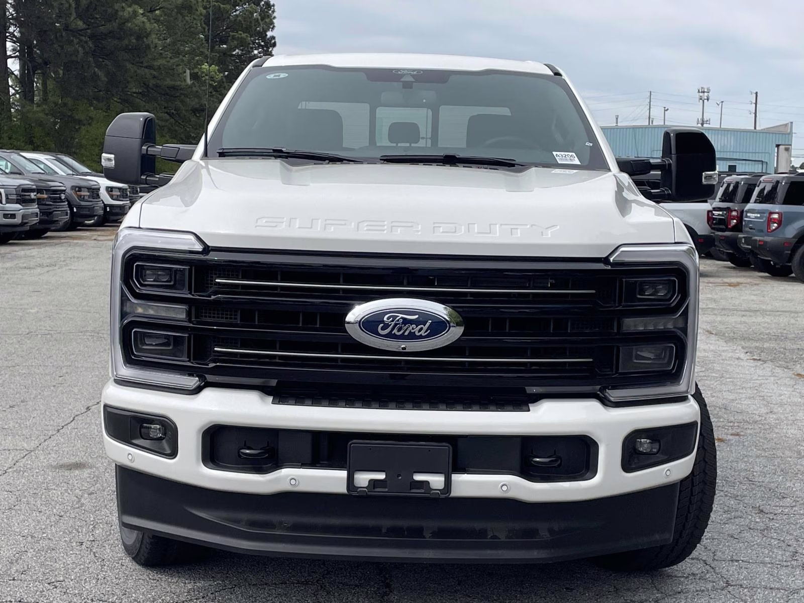2026 White Ford Super Duty F-250 SRW Platinum 4X4 Truck