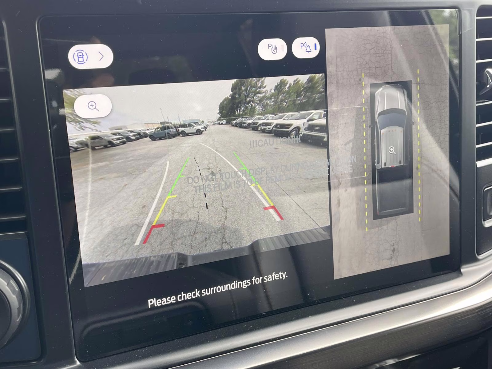 2026 Black Ford Super Duty F-250 SRW Lariat 4X4 Truck