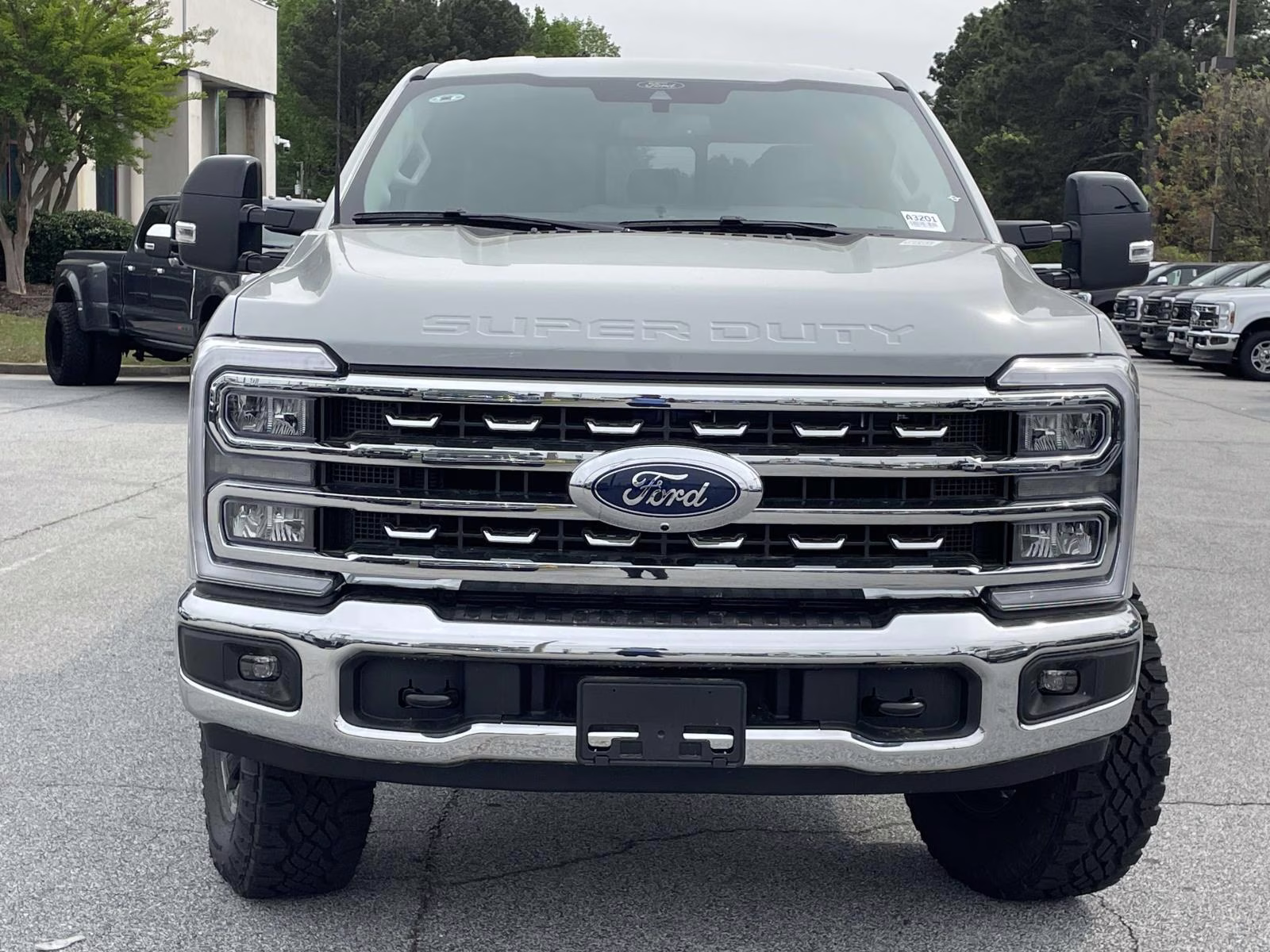2026 Avalanche Ford Super Duty F-250 SRW Lariat 4X4 Truck