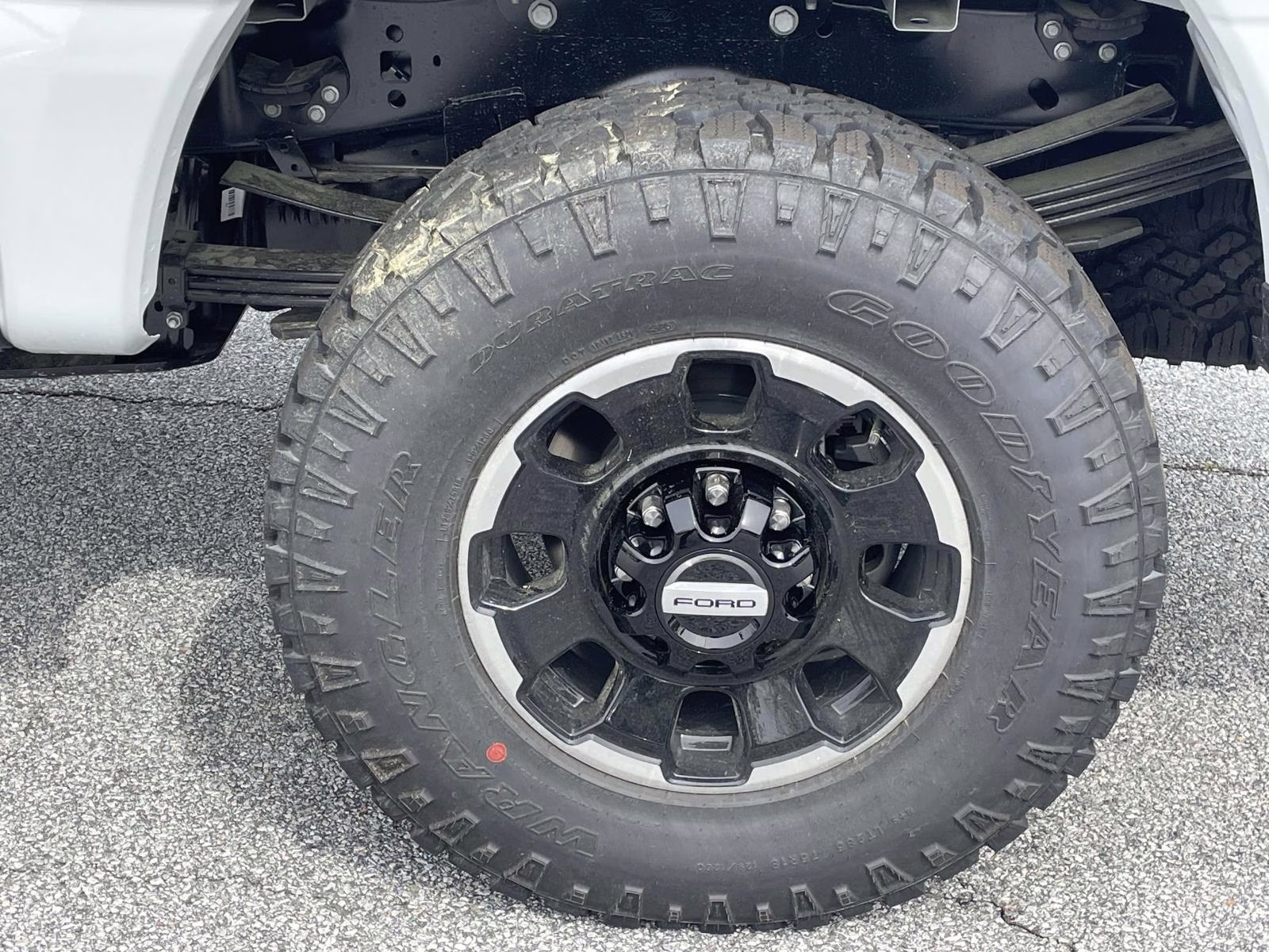 2026 Avalanche Ford Super Duty F-250 SRW Lariat 4X4 Truck