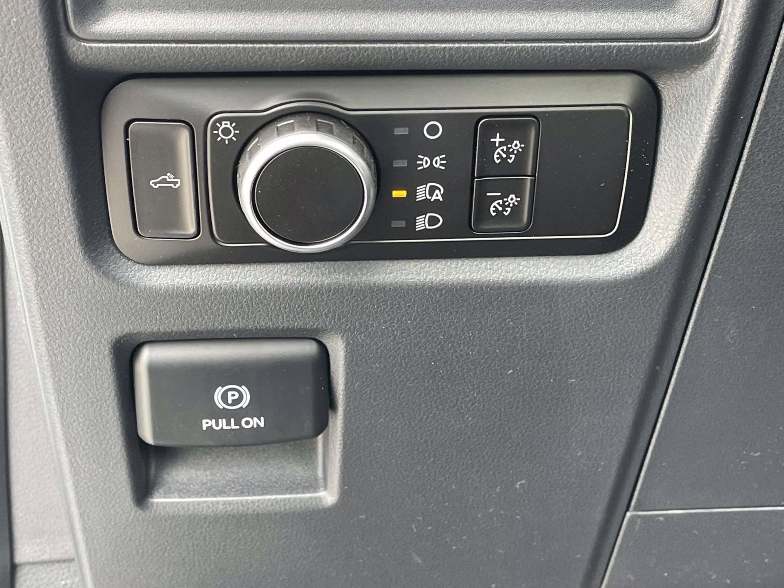 2026 Oxford White Ford F-150 XL RWD Truck