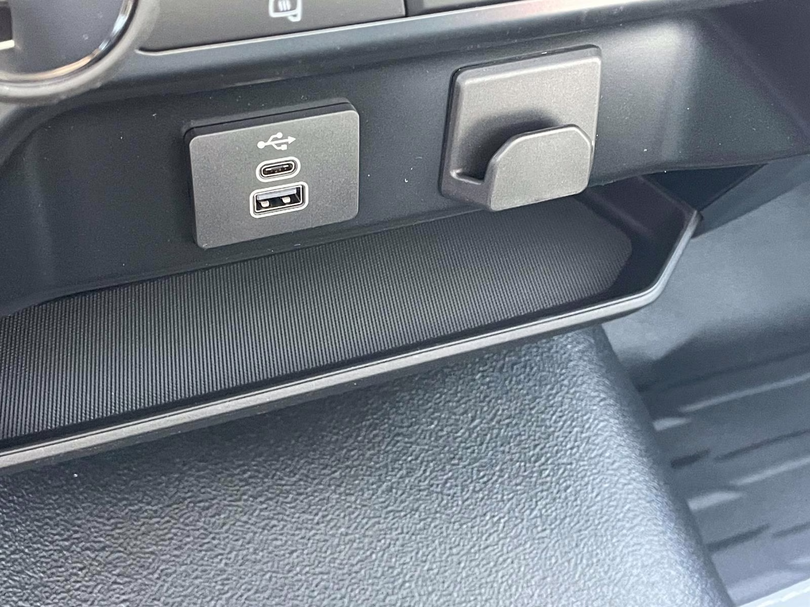 2026 Oxford White Ford F-150 XL RWD Truck