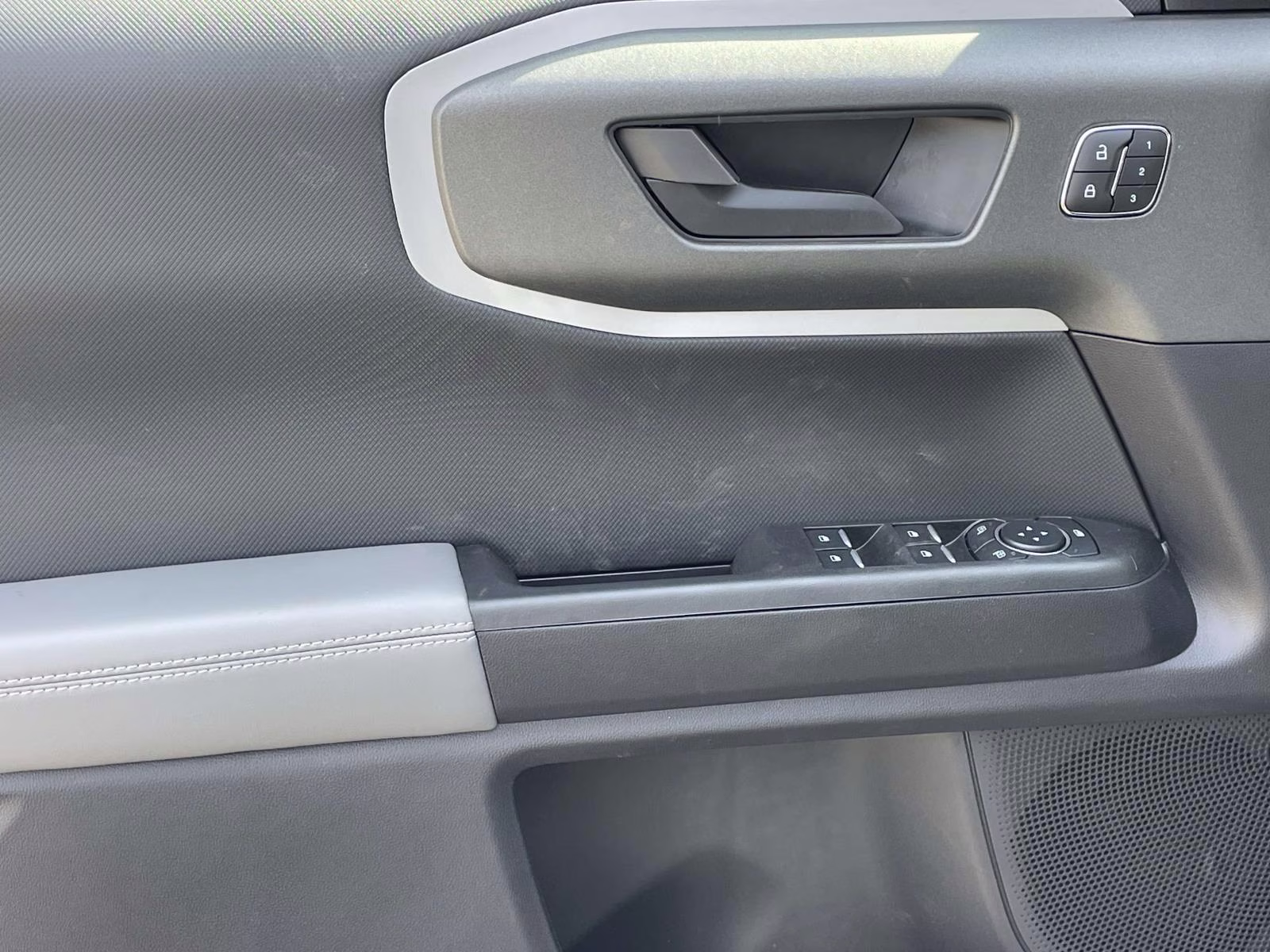 2026 Oxford White Ford Bronco Sport Badlands 4X4 SUV