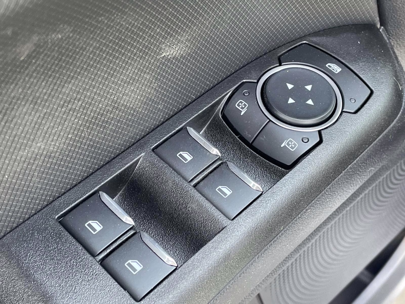 2026 Oxford White Ford Bronco Sport Badlands 4X4 SUV