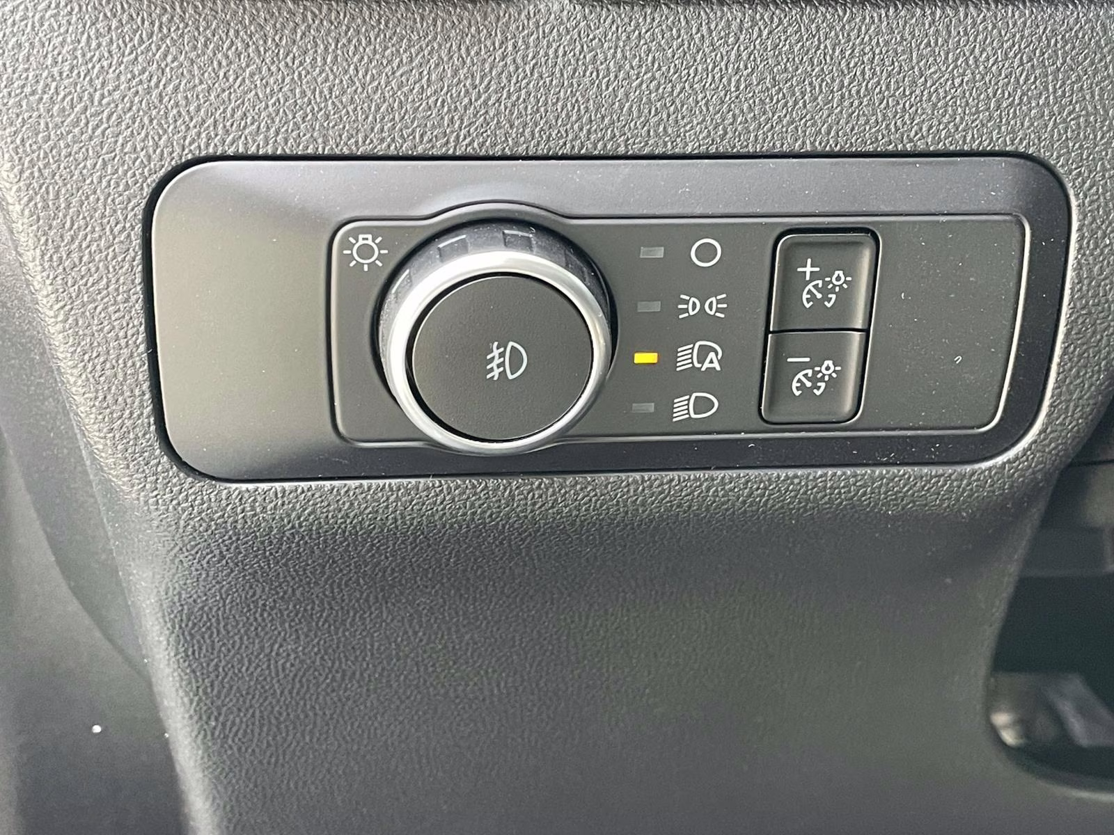 2026 Oxford White Ford Bronco Sport Badlands 4X4 SUV