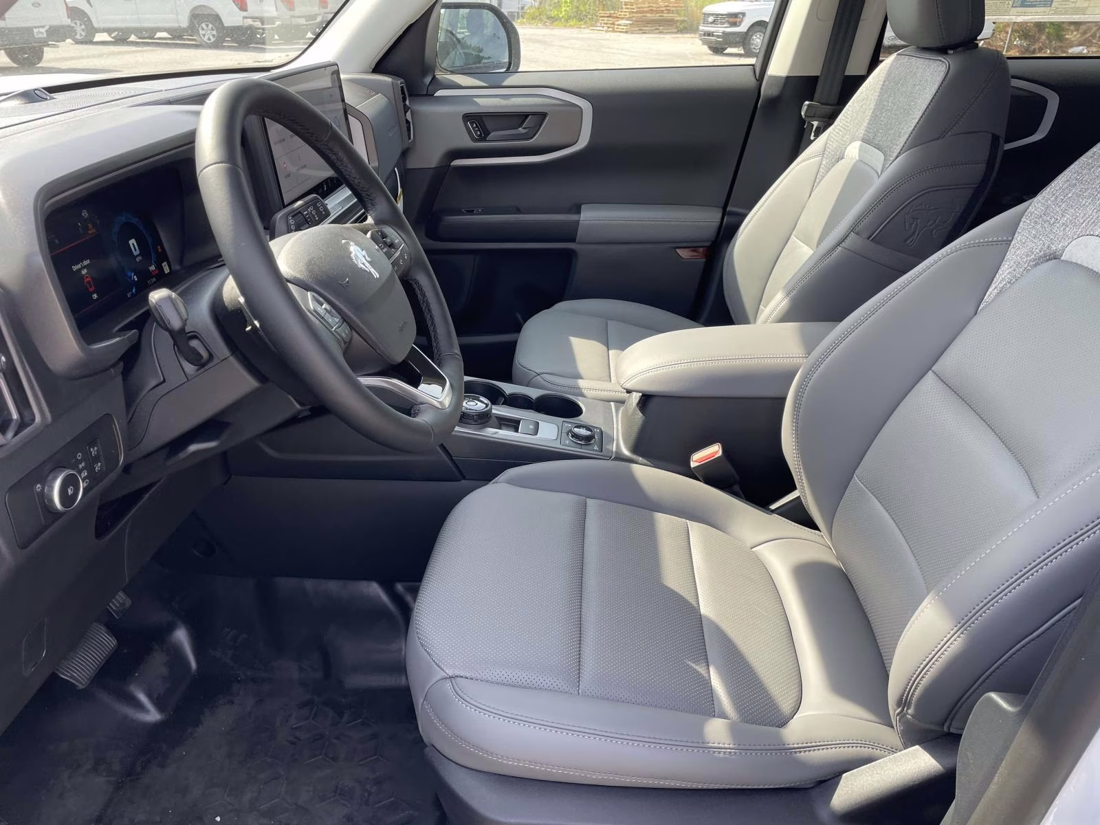 2026 Oxford White Ford Bronco Sport Badlands 4X4 SUV