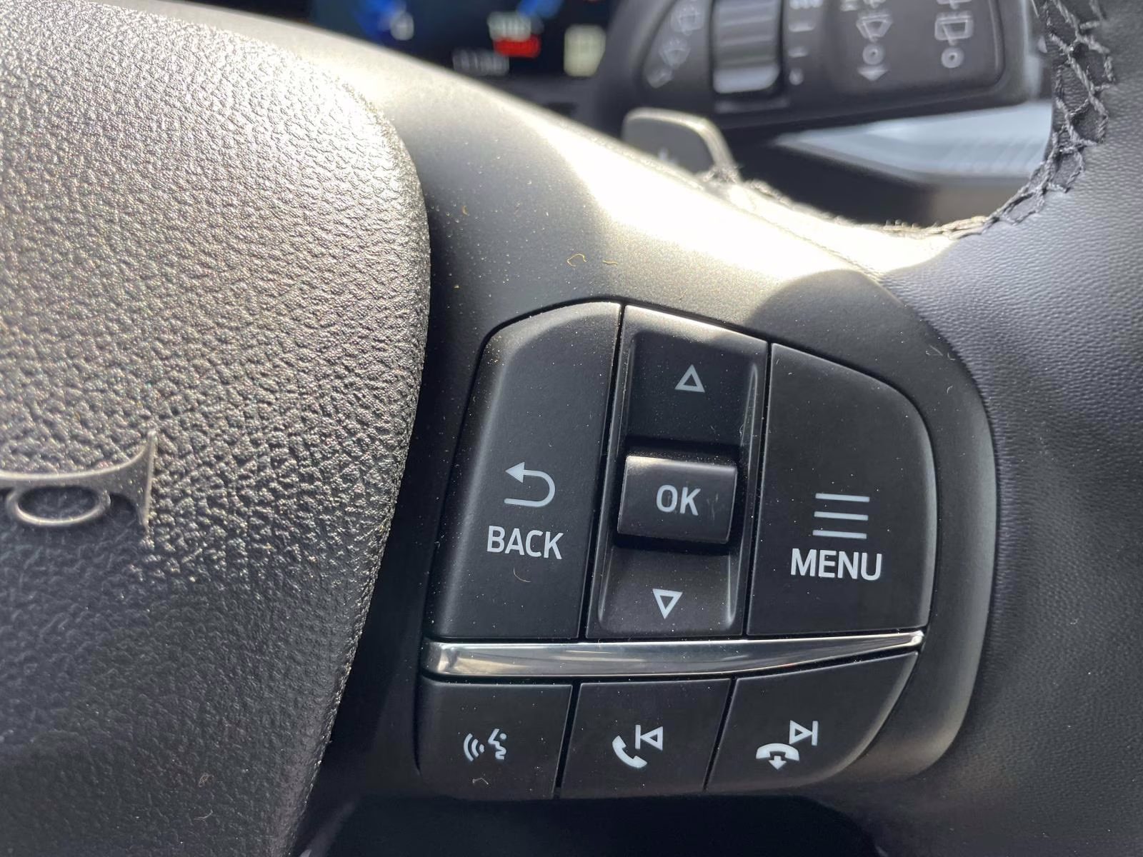 2026 Oxford White Ford Bronco Sport Badlands 4X4 SUV