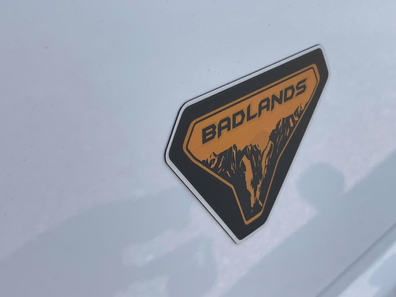 2026 Oxford White Ford Bronco Sport Badlands 4X4 SUV