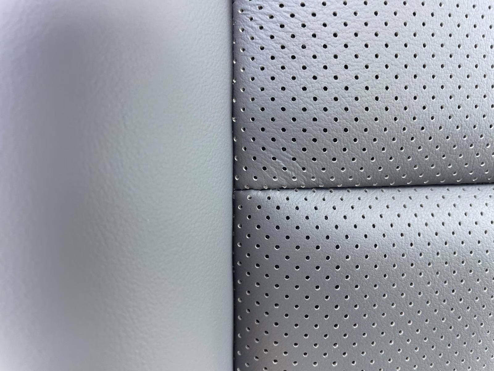 2026 Oxford White Ford Bronco Sport Badlands 4X4 SUV