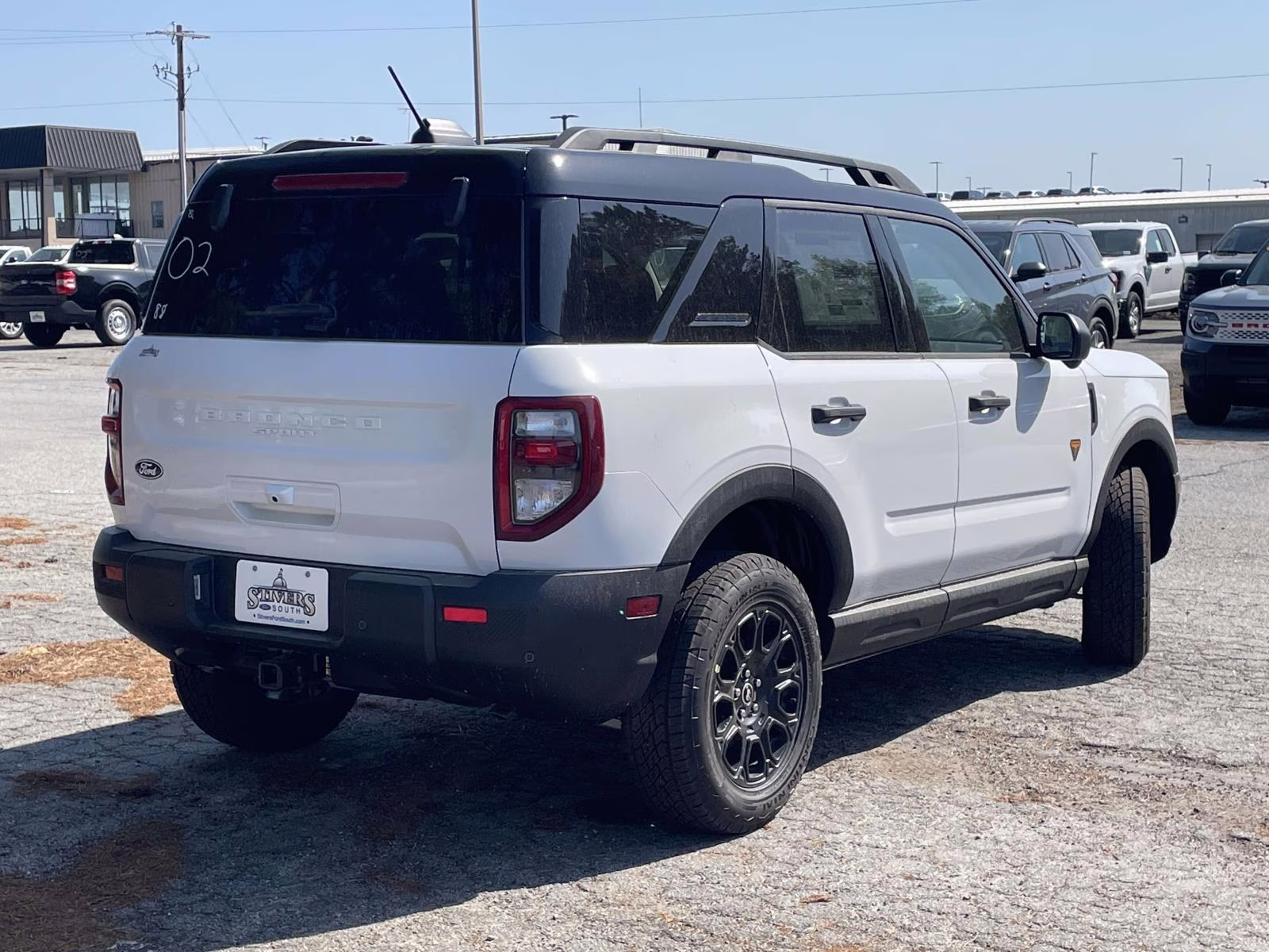 2026 Oxford White Ford Bronco Sport Badlands 4X4 SUV