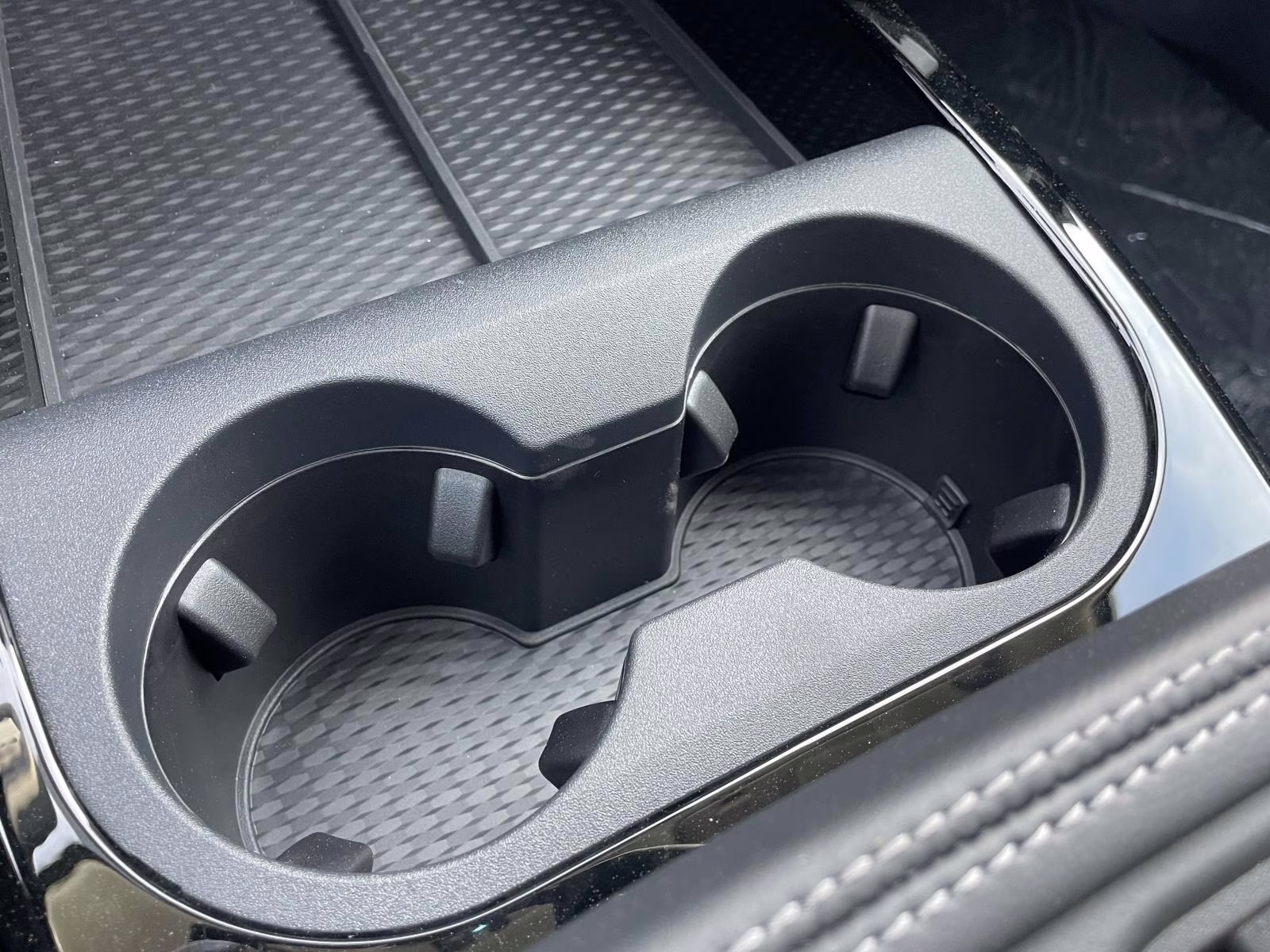 2026 Gray Metallic Ford Mustang Mach-E Select RWD SUV