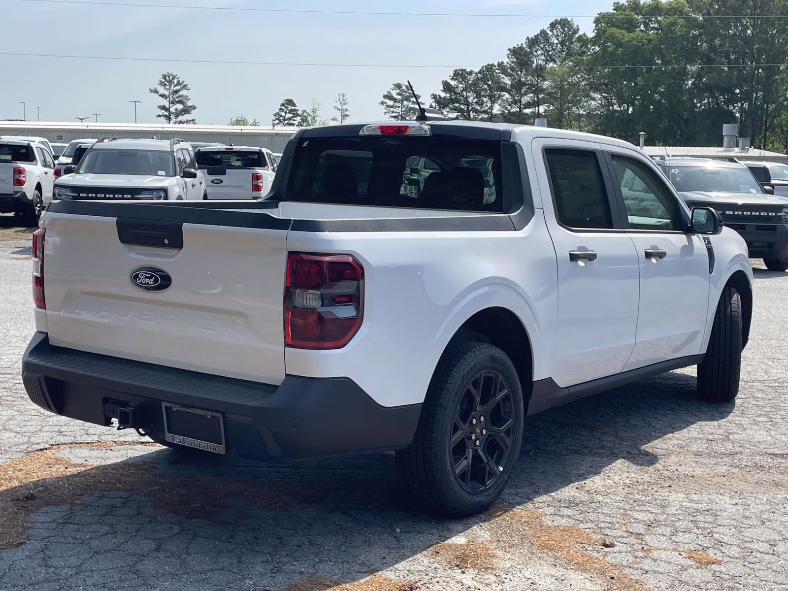 2025 Oxford White Ford Maverick XLT AWD Truck