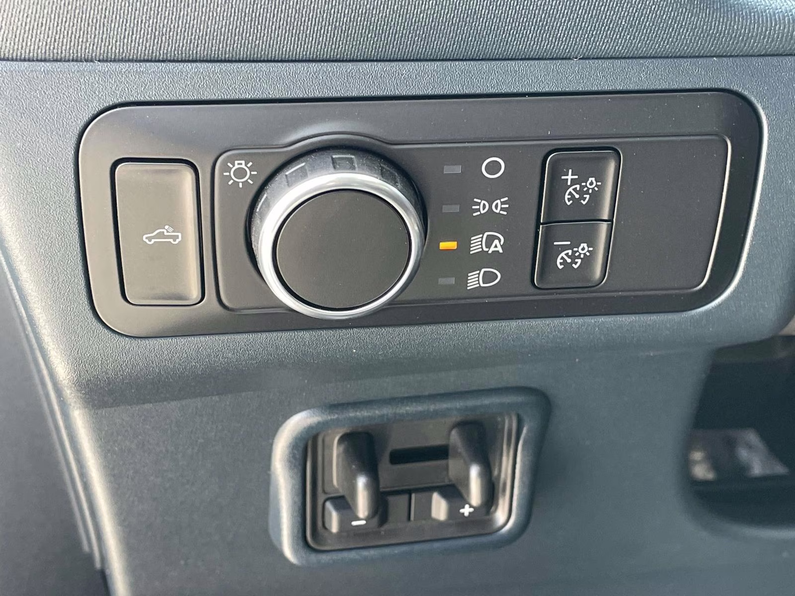 2026 Oxford White Ford Maverick XLT AWD Truck