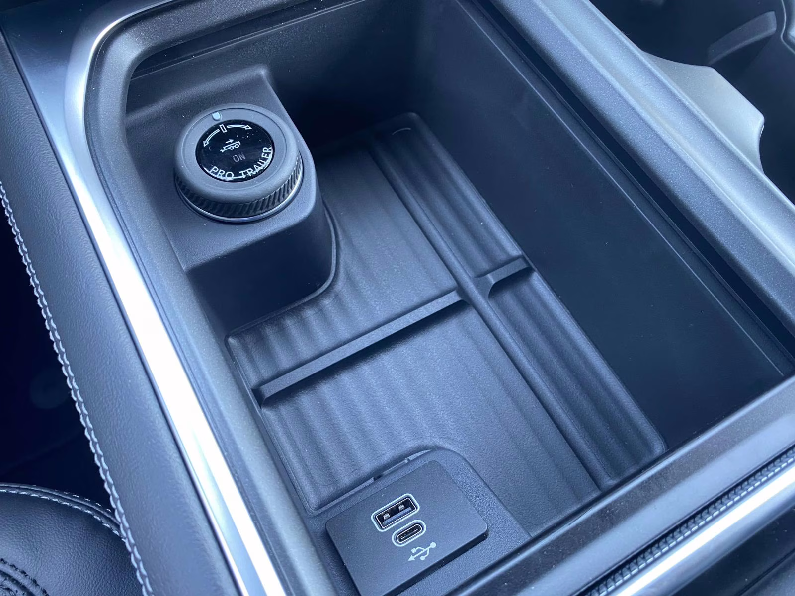 2026 Space Silver Metallic Ford Expedition Max Platinum 4X4 SUV