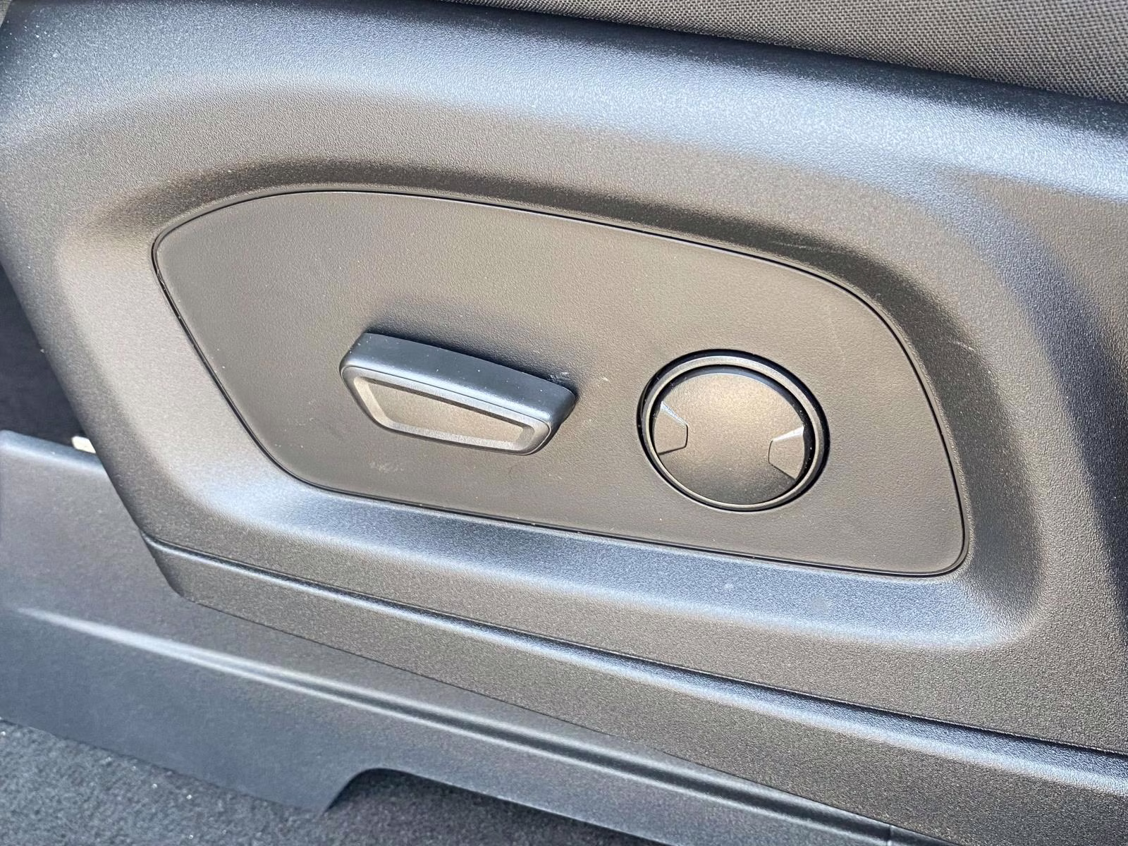 2026 Carbonized Gray Metallic Ford Explorer Active RWD SUV