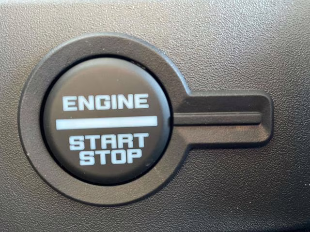 2026 Avalanche Ford Bronco Badlands 4X4 SUV