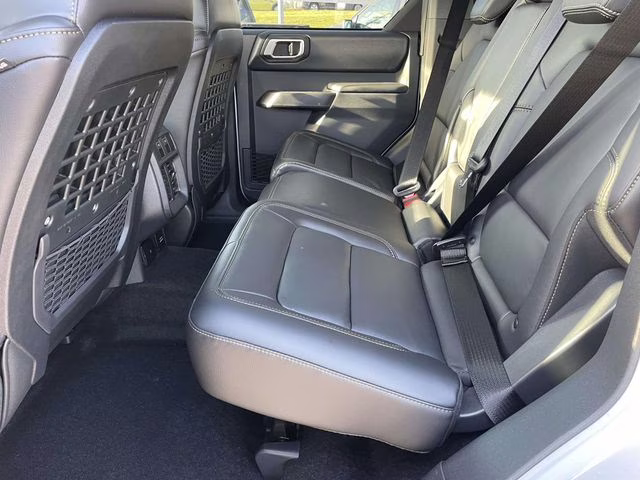 2026 Avalanche Ford Bronco Badlands 4X4 SUV