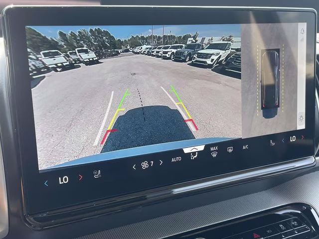 2026 White Metallic Ford Expedition Max Active RWD SUV