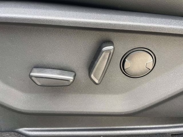 2026 Gray Metallic Ford Expedition Active RWD SUV