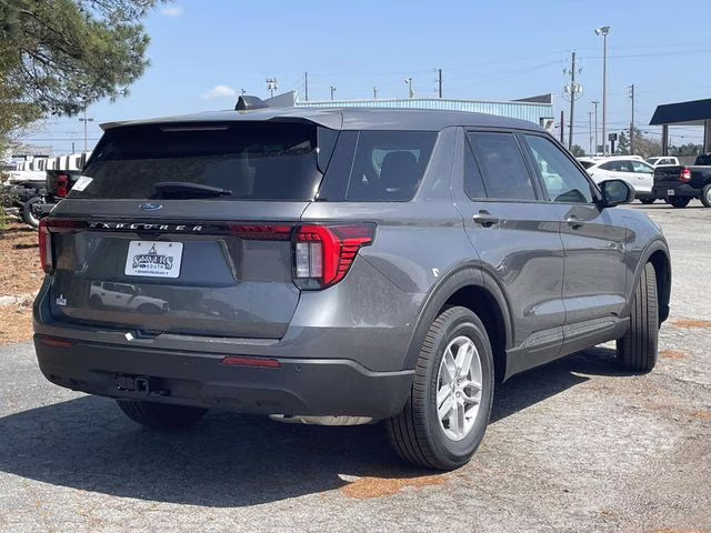2026 Gray Metallic Ford Explorer Active RWD SUV