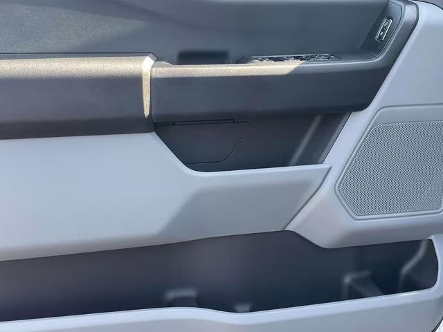 2026 Oxford White Ford Super Duty F-250 SRW XL RWD Truck