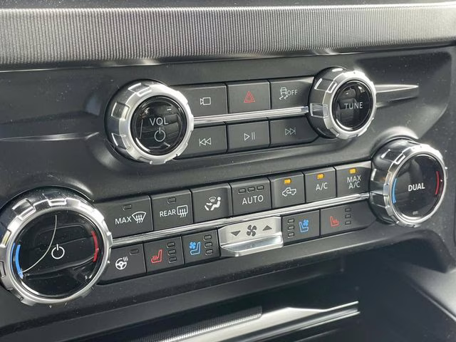 2026 Avalanche Ford Super Duty F-250 SRW Platinum 4X4 Truck