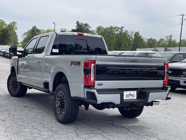2026 Avalanche Ford Super Duty F-250 SRW Platinum 4X4 Truck