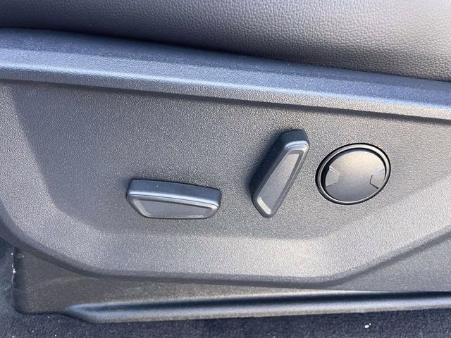 2026 Gray Ford Super Duty F-250 SRW Lariat 4X4 Truck