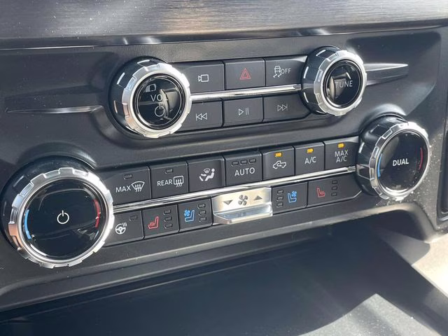 2026 Gray Ford Super Duty F-250 SRW Lariat 4X4 Truck