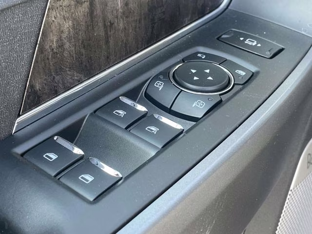 2026 Avalanche Ford Super Duty F-250 SRW Lariat 4X4 Truck