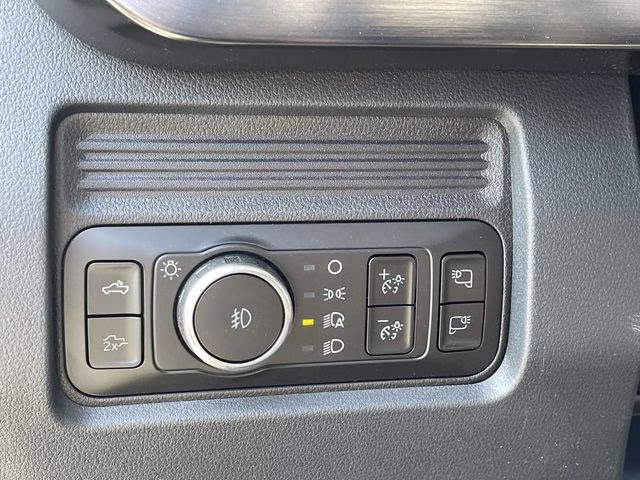 2026 Avalanche Ford Super Duty F-250 SRW Lariat 4X4 Truck