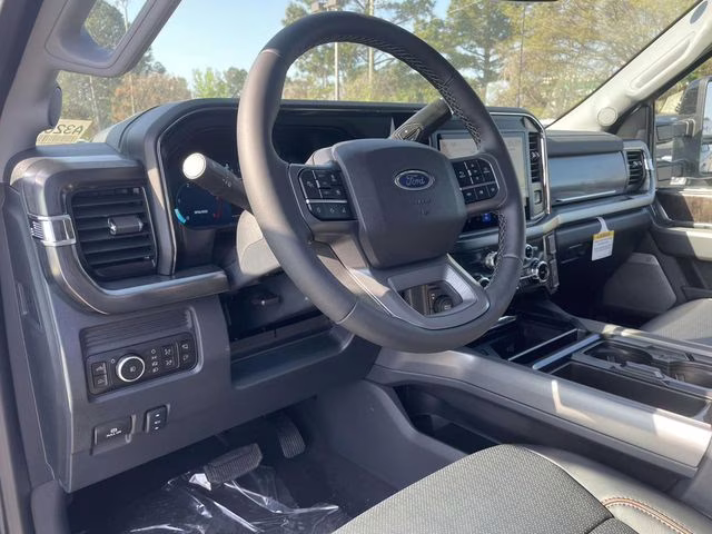 2026 Avalanche Ford Super Duty F-250 SRW Lariat 4X4 Truck