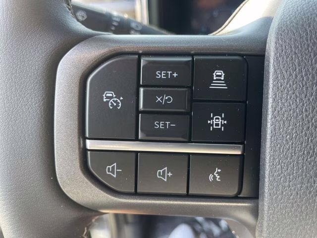 2026 Avalanche Ford Super Duty F-250 SRW Lariat 4X4 Truck