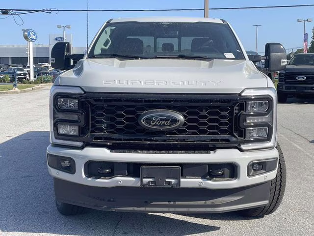 2026 Avalanche Ford Super Duty F-250 SRW Lariat 4X4 Truck