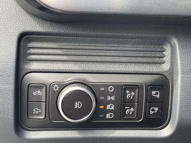 2026 Avalanche Ford Super Duty F-250 SRW Lariat 4X4 Truck