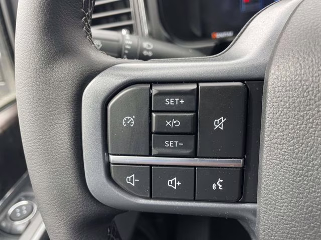 2026 Avalanche Ford Super Duty F-250 SRW Lariat 4X4 Truck