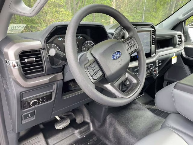 2026 Oxford White Ford F-150 XL RWD Truck