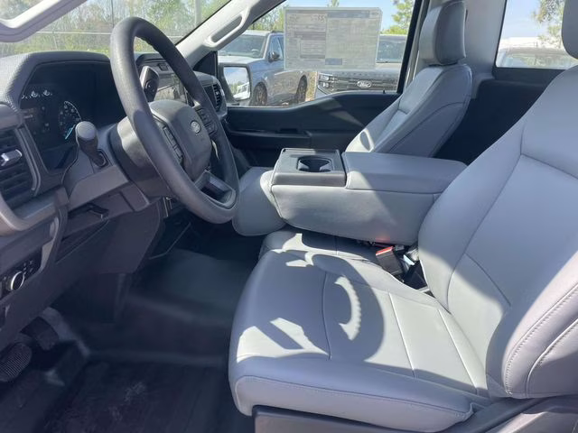 2026 Oxford White Ford F-150 XL RWD Truck