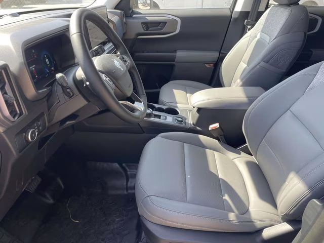 2026 Oxford White Ford Bronco Sport Badlands 4X4 SUV